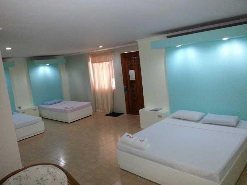 Queen\'S Beach Resort Manoc-Manoc Экстерьер фото